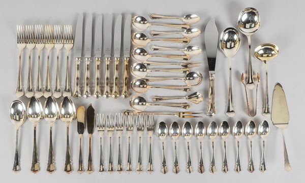 Wilkens, umfangreiches Tafelbesteck, 90 Silberaufl., Modell 'Chippendale', 52-tlg.