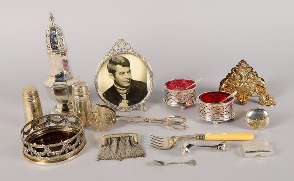 Konvolut Silber/Versilbertes, versch. Teile und Ausf. - div. Tisch-Accessoires