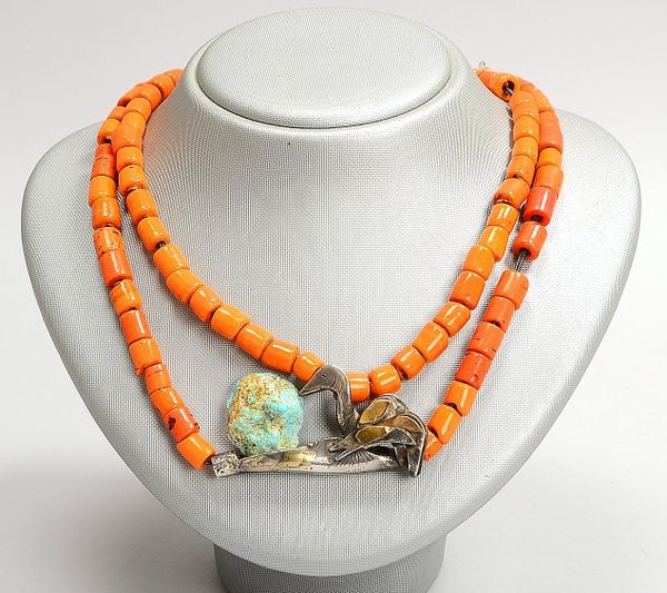 Collier, 2-str. Silberkette, figürl. Mittelstück/partiell verg. und Türkis, mit Glasperlen