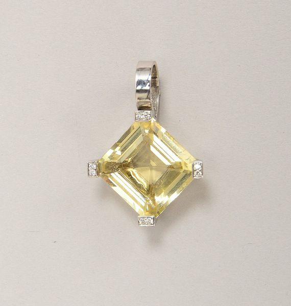 Anhänger, 585 WG (gest.), mit Lemoncitrin und kleinen Diamanten; Gew. 8 g