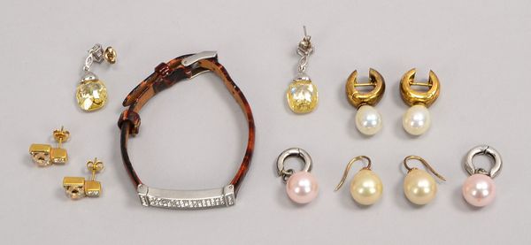 Heide Heinzendorff-Modeschmuck: Armband und 5x Ohrschmuck, mit Perlen/Edelst.