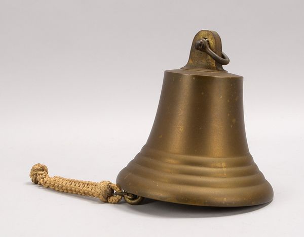 Schiffsglocke, Messing, mit Makramee; Durchmesser Ø 23 cm, Gew. ca. 5,5 g