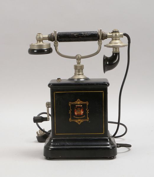 Vintage-Telefon (DK), gemarkt 'Jydsk', mit original Kabel und Stecker; Höhe 33 cm