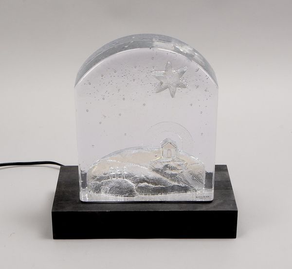 Kosta Boda, Glasobjekt/Leuchte, 'Hl. 3 Könige', Entwurf: B. Vallien, auf Sockel; Höhe 27 cm