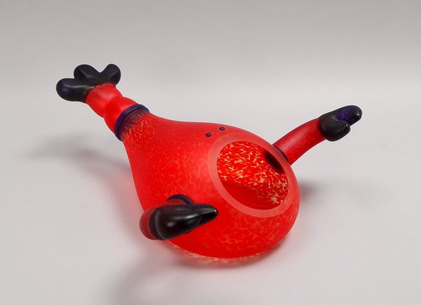 Borowski, Stanislaw (*1944 Moutiers), figürl. Glasgefäß, 'Hummer', farbiges Glas