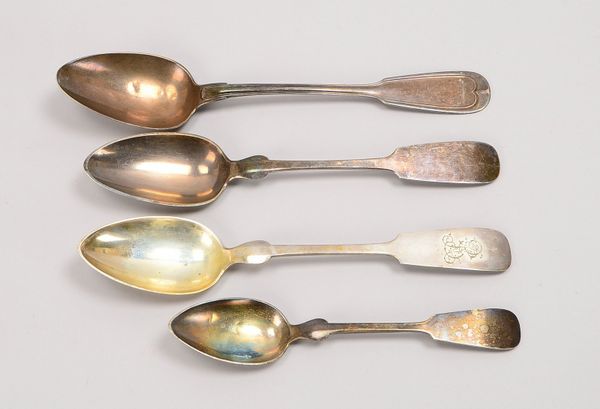 4 große Löffel, 800 Silber/12-löt. Silber, versch. Ausführungen; Länge bis