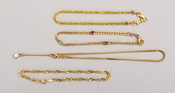 3 Armbänder/1 Fußkettchen, 333 GG (gest.), versch. Ausf., Karabinerschließe; Gewicht 12,5 g