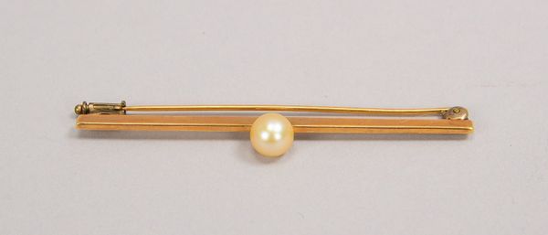 Nadel/Brosche, 585 GG (gest.), mit einzelner Perle; Länge 6,5 cm, Gewicht 4,70 g