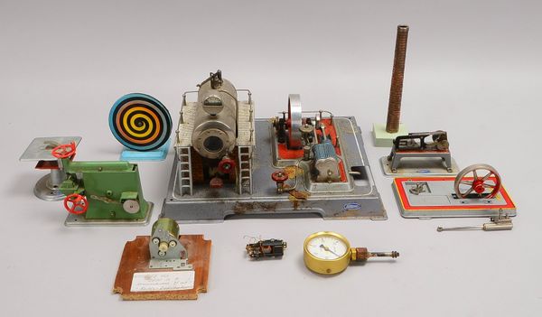 Dampfmasch.-Modell, Wilesco, mit 2x Motoren, Manometer - Restaurationsobj.