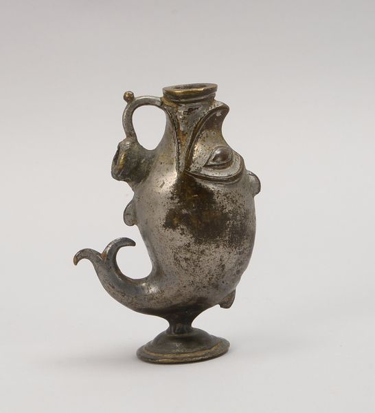 Pfeifenkopf (Indien), Bronze, figürliche Ausführung (Fischform); Länge 15 cm