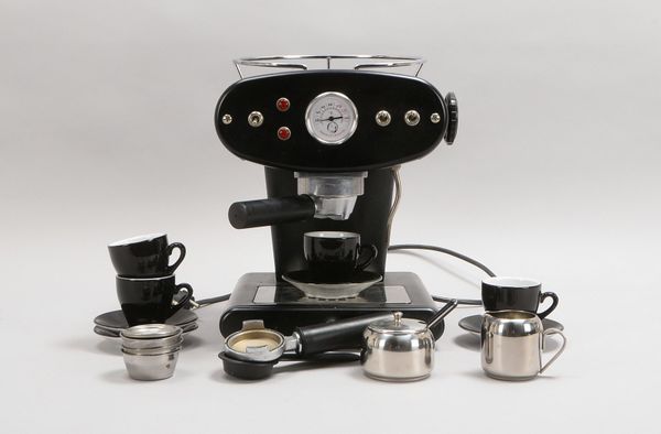 Francis & Francis, Espressomaschine, 2x Siebträger, Entwurf: L. Trazzi; mit Zubehör