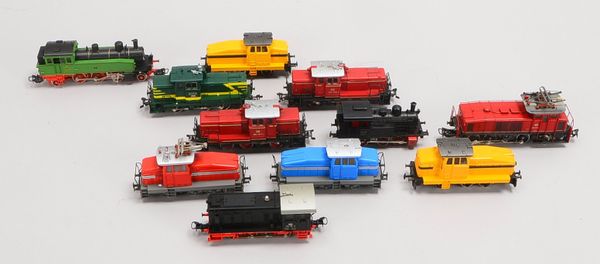 Modelleisenbahn-Konvolut, Märklin Spur H0: 3x Dieselloks, 6x E-Loks, 2x Tenderloks
