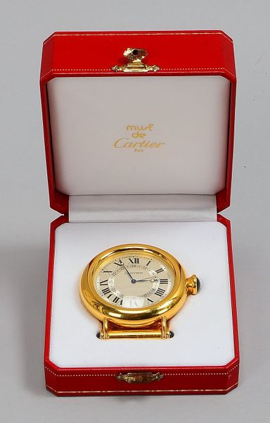 Cartier-Reisewecker, Le Must de Cartier, Pendulette Colisée, Quarzwerk, verg. Geh.