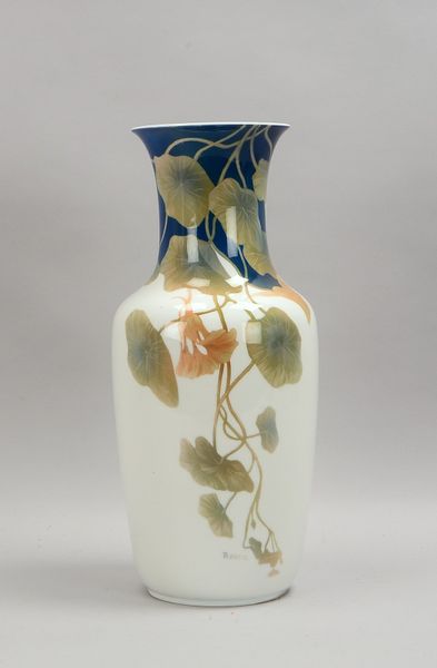Rosenthal, Porzellanvase, Seerosen-Motiv, Entw. Thekla Harth; Höhe 41,5 cm