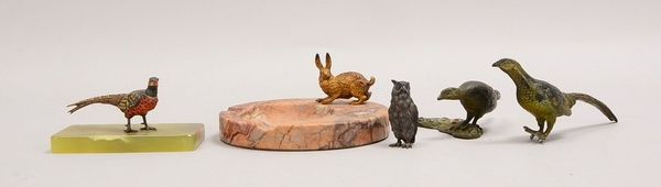 Kleines Kleinbronzen-Sammlerkonvolut ('Wiener Bronzen'), Wildtierfiguren: 1x 'Eule', 1x 'Fasanenpaar