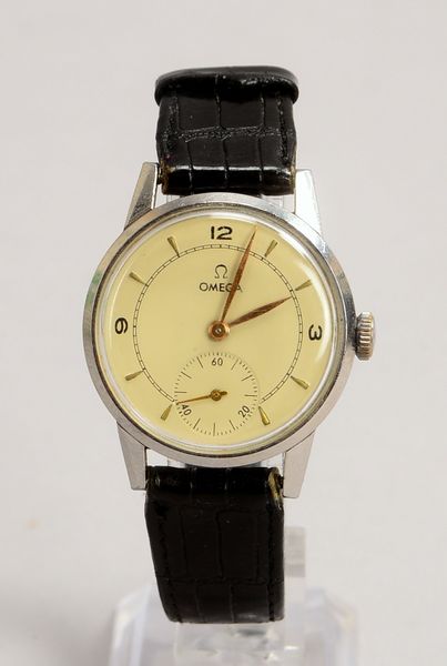 Herrenarmbanduhr (1950er Jahre), Omega, Handaufzug, Stahlgehäuse mit Lederarmband, Zifferblatt mit S