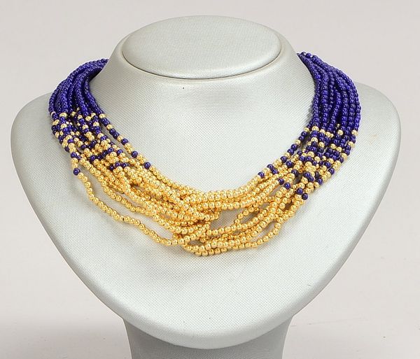 Collier, 10-strängig, mit Lapislazuli-Besatz, Steine im Perlenschliff/Durchmesser Perlen Ø 3 mm, Per