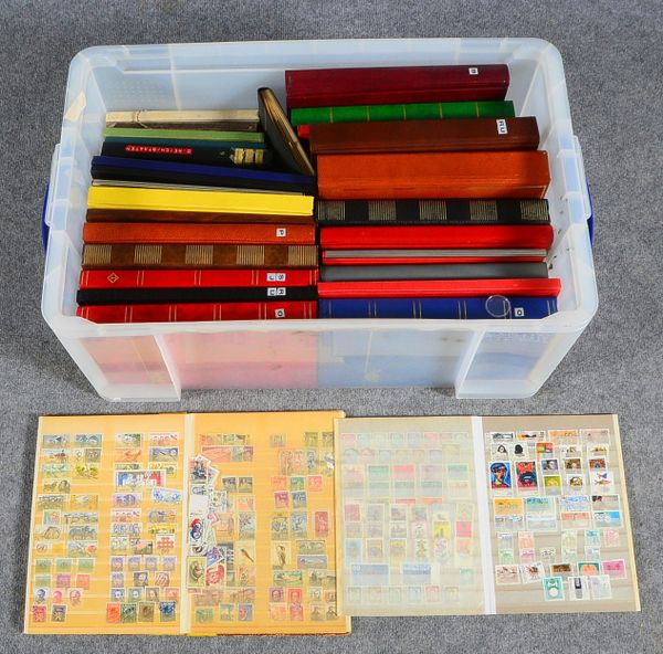 Große Briefmarkensammlung (Diverses), vielfältige Marken, in ca. 30 Alben zusammengetragen - teils g