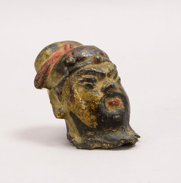 Bronze-Kopffragment einer Figur (China - wohl Ming-Dynastie), Bronze partiell farbig gefasst; Höhe 5