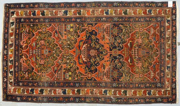 Antiker Orientteppich (West-Persien), Pflanzenfarben, Shirazi befestigt; Maße 216 x 128 cm (mit alte