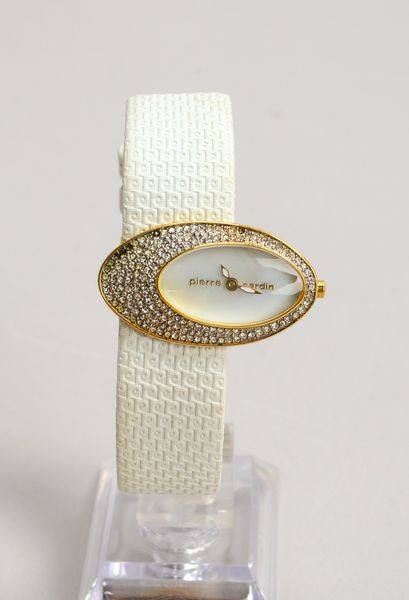 2 Damenarmbanduhren, Pierre Cardin und Skagen/Dänemark, Funktion jeweils ungeprüft