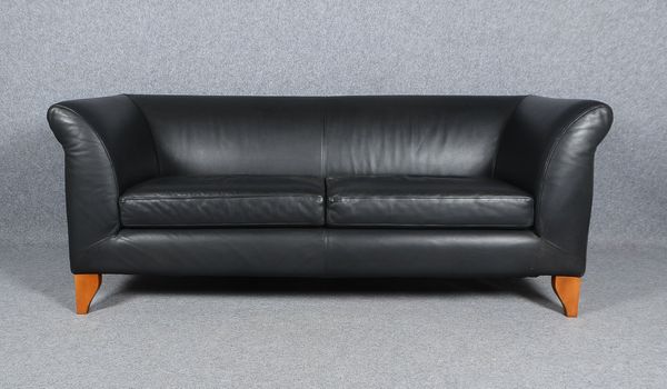 Dema/Italien, Designer-Sofa/Zweisitzer, in klassischer Formgebung, hier: seltene Leder-Ausführung in