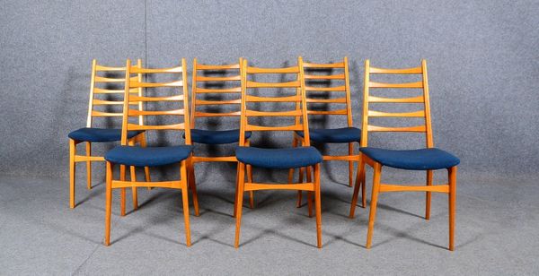 Welzel/Nürnberg (1960er Jahre), Satz Designer-Esszimmerstühle (im dänischen Designstil), Buchenholz,