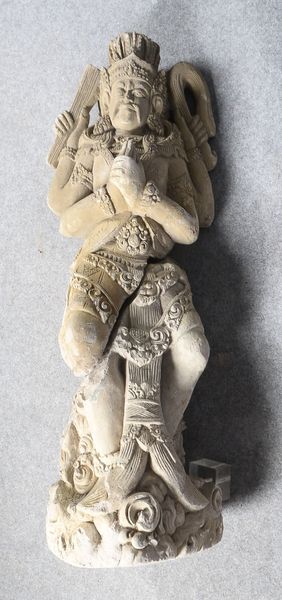 2-teilige Sandskulptur, Bali, 4-armiger Tempelwächter, schwere Sandfigur; Höhe ca. 120 cm (muss rest